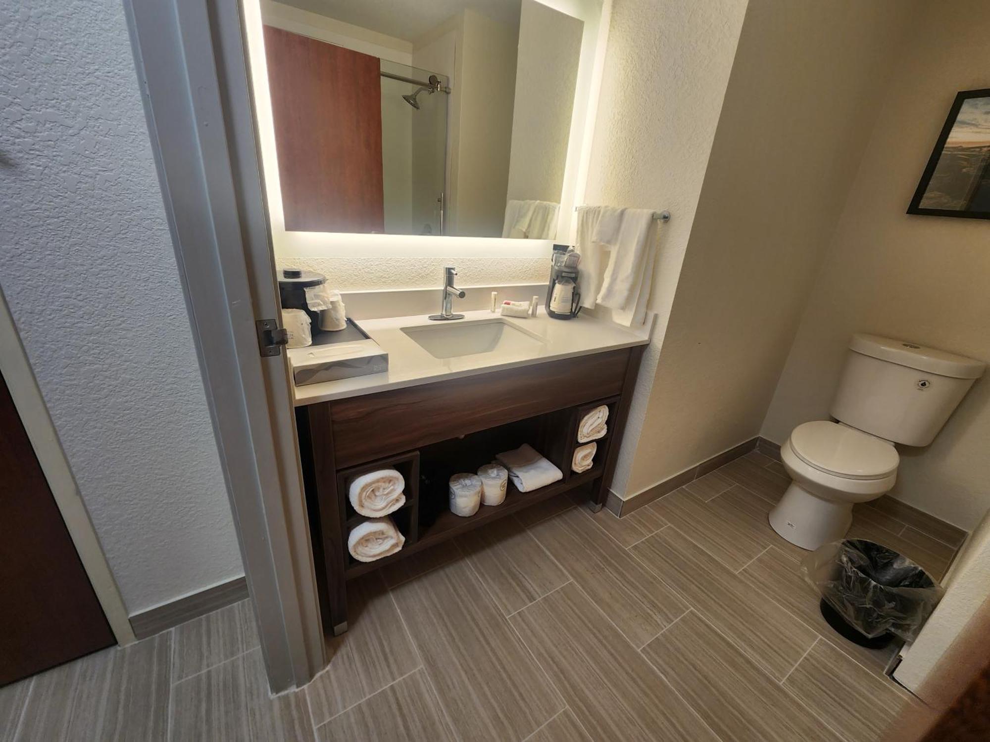 La Quinta By Wyndham Milwaukee Sw New Berlin Hotel Екстериор снимка