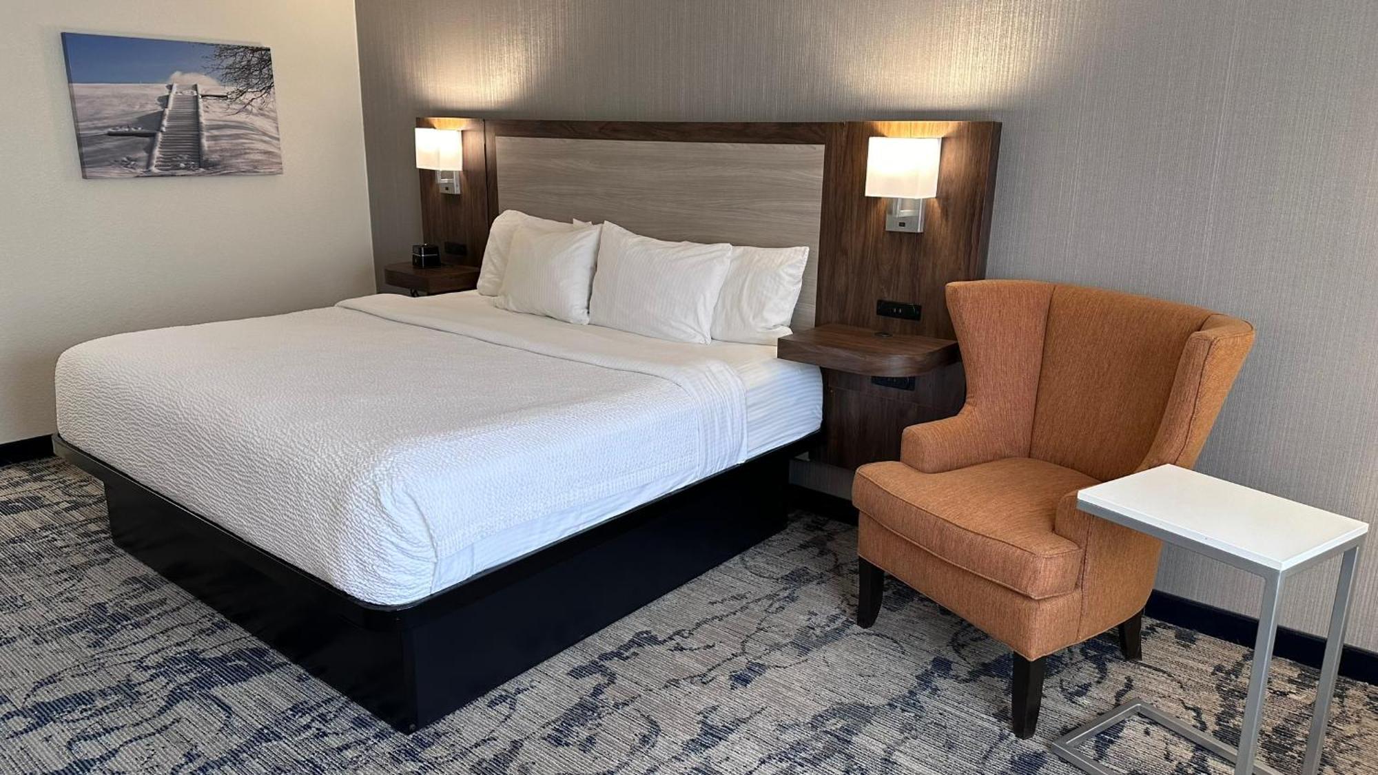 La Quinta By Wyndham Milwaukee Sw New Berlin Hotel Екстериор снимка