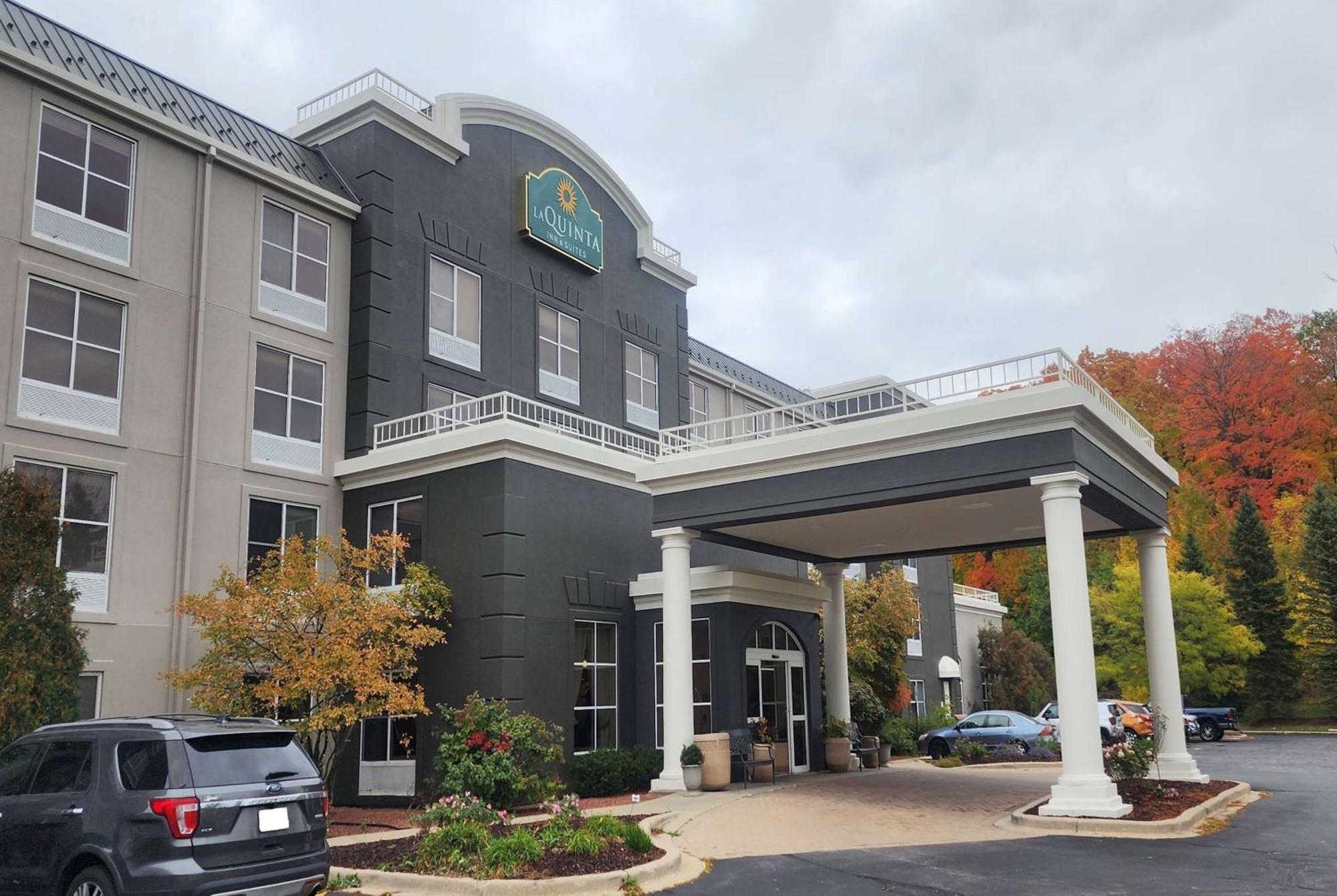 La Quinta By Wyndham Milwaukee Sw New Berlin Hotel Екстериор снимка