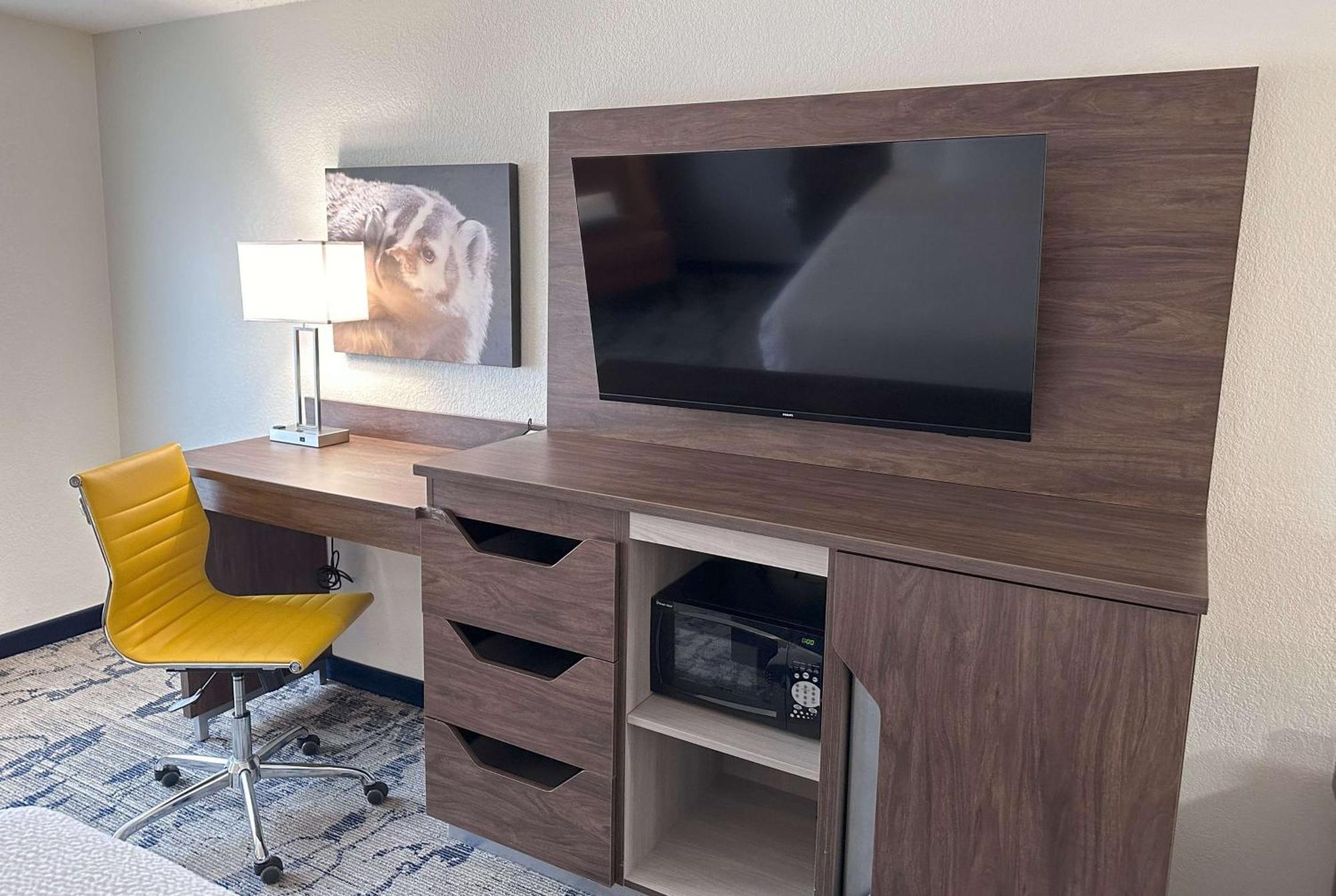 La Quinta By Wyndham Milwaukee Sw New Berlin Hotel Екстериор снимка